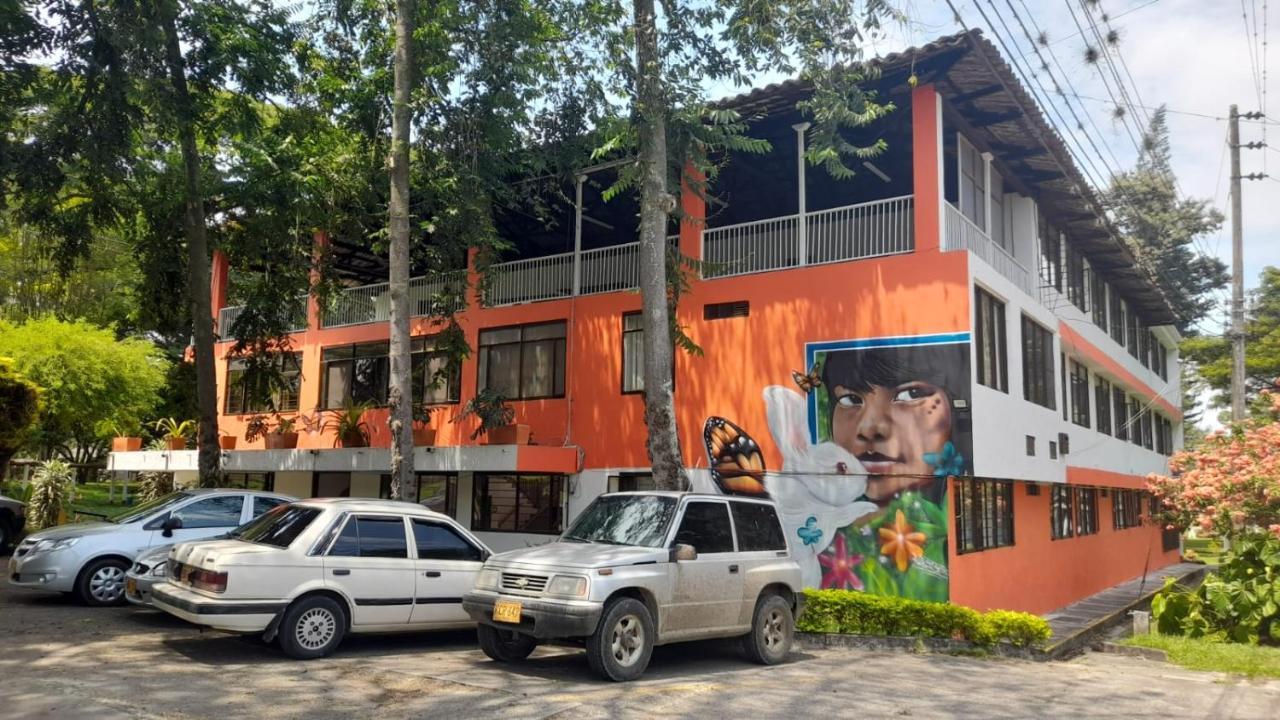Imca Hotel بوغا المظهر الخارجي الصورة