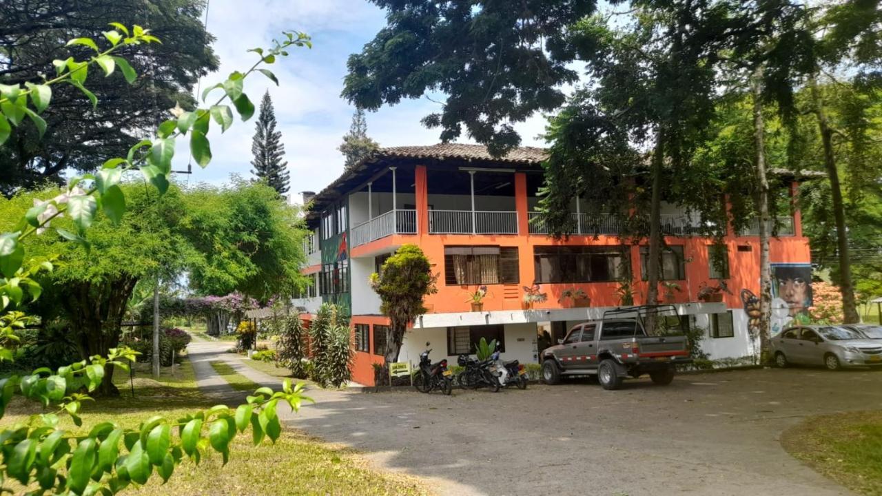 Imca Hotel بوغا المظهر الخارجي الصورة