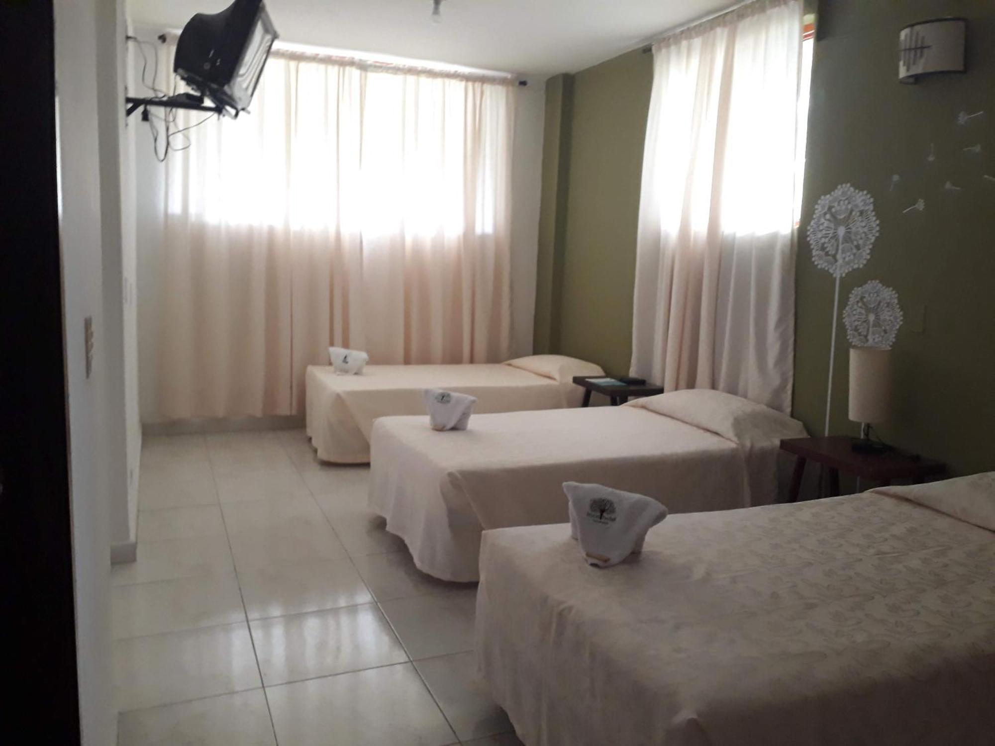 Imca Hotel بوغا المظهر الخارجي الصورة